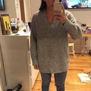 💥J Crew Chunky Wool V-Neck Sweater